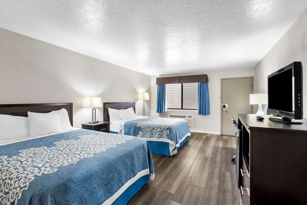 Econo Lodge Panguitch near Bryce Canyon - photo 20