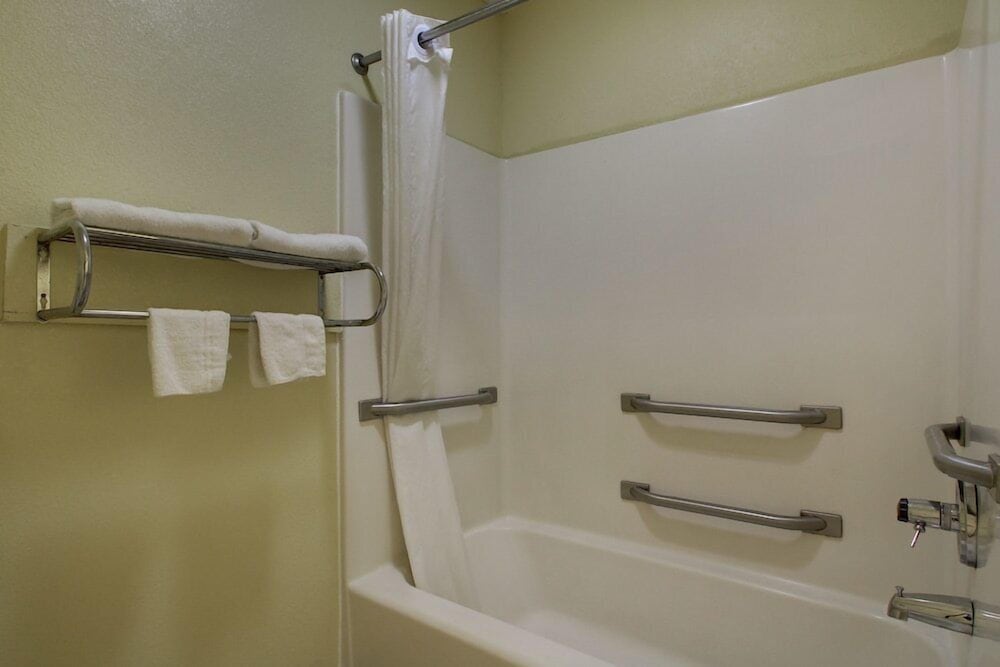 Key West Inn Montgomery South - photo 16