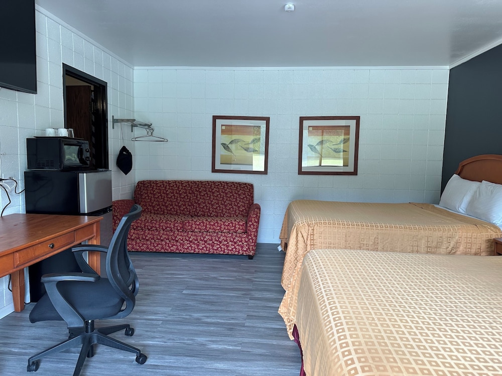 Skyview Motel - photo 23