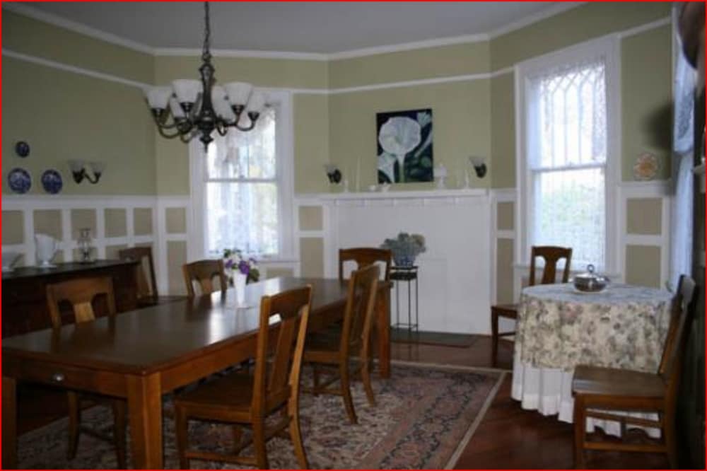 North Street Inn - photo 4