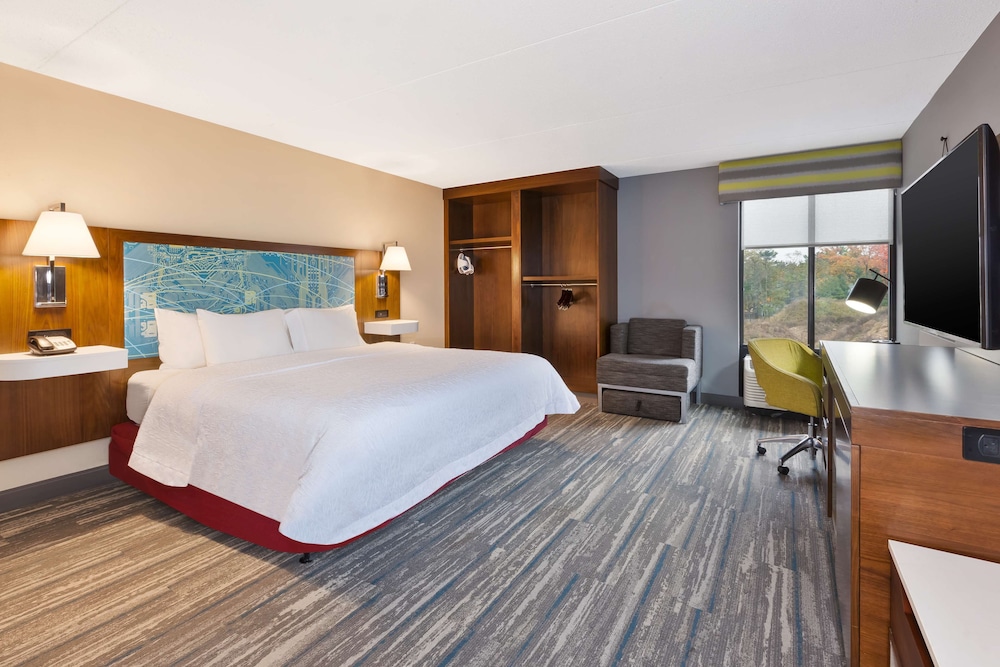 Hampton Inn Traverse City - photo 16