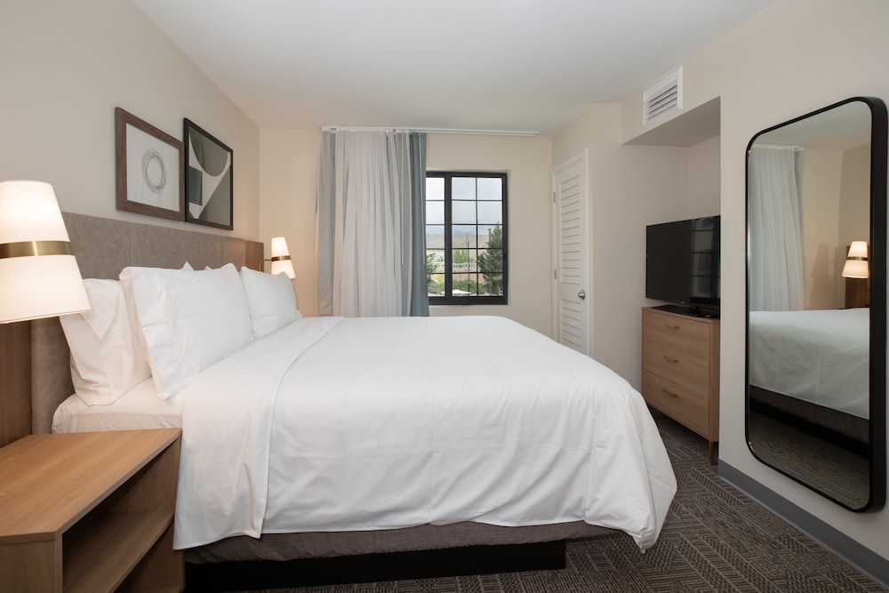 Staybridge Suites Carson City Tahoe Area by IHG - photo 16