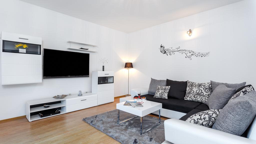 Holiday Home Iris — 4-Star Luxury Hotel in Marina, Croatia