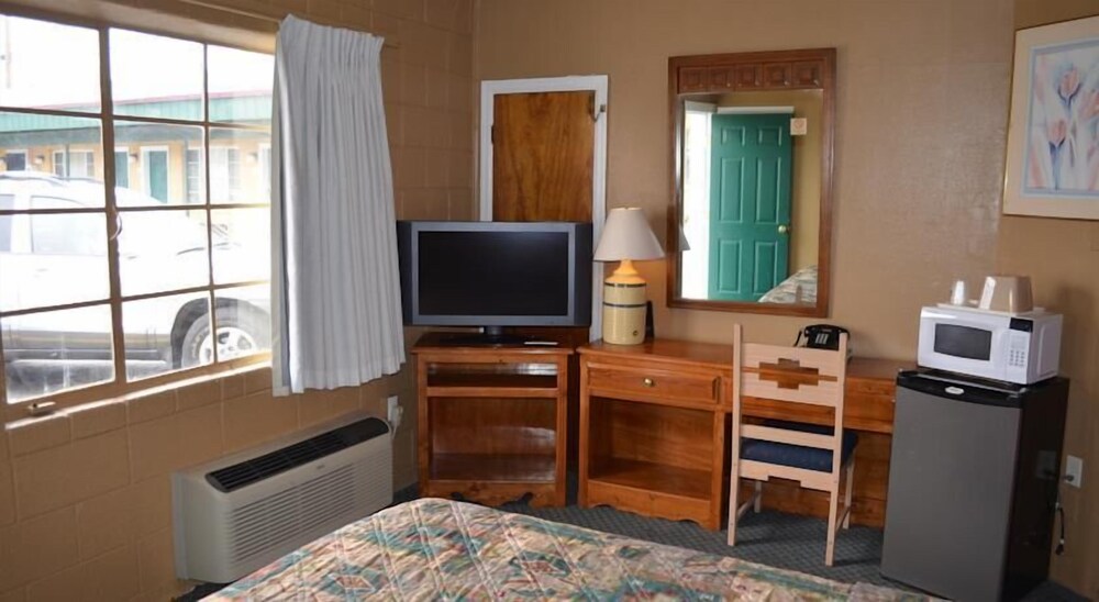 Classic Inn Motel - photo 12