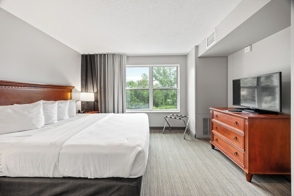 Country Inn & Suites by Radisson Marinette WI - photo 20