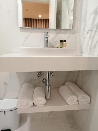 Monumental Plaza by Petit Hotels in Funchal, Portugal