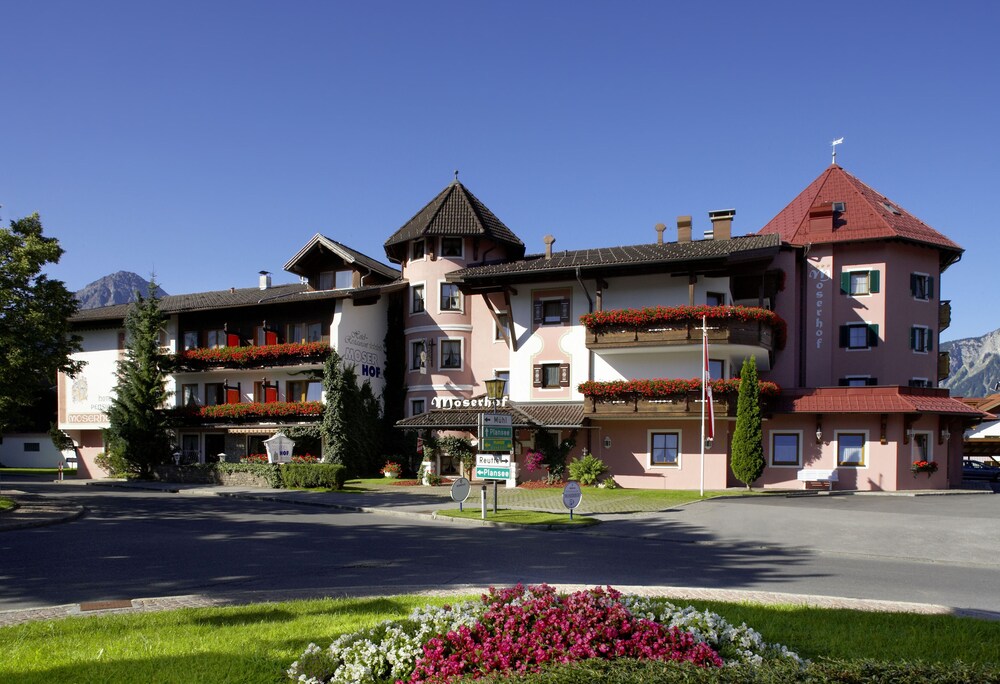 Moserhof — 4-Star Luxury Hotel in Breitenwang, Austria
