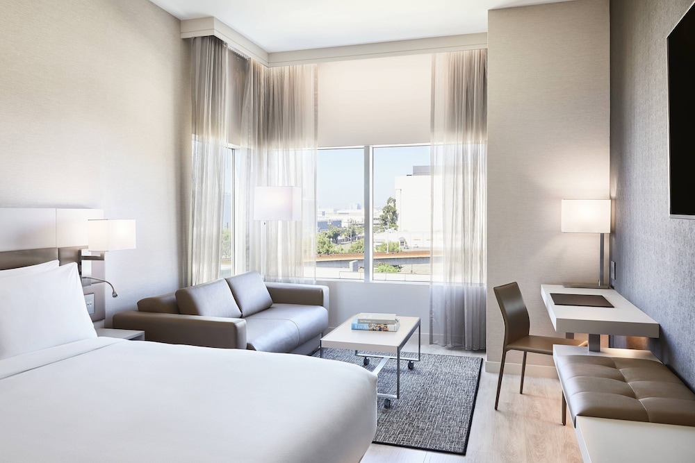 AC Hotel by Marriott Los Angeles South Bay - photo 6