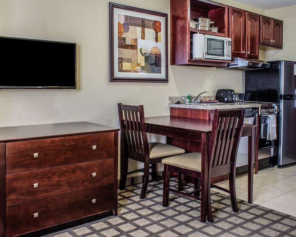 MainStay Suites Coralville Iowa City - photo 19