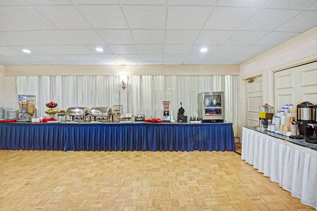 Ramada by Wyndham Seekonk Providence Area - photo 22