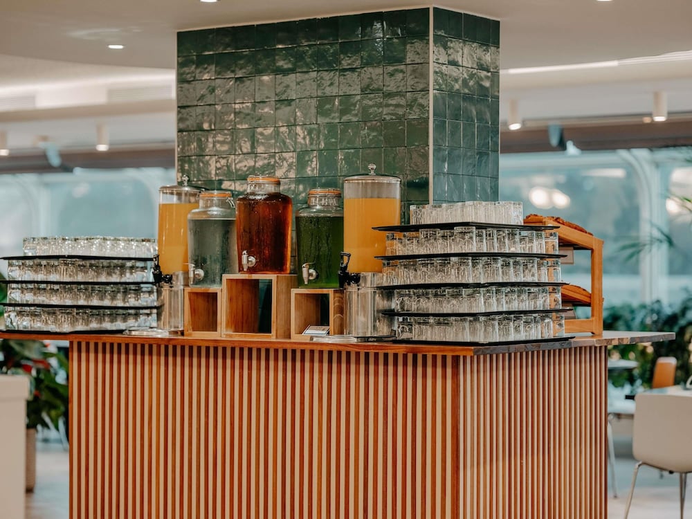 מזון ומשקאות