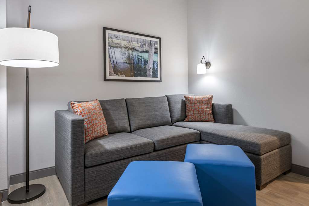 Comfort Suites Gainesville near University - photo 27