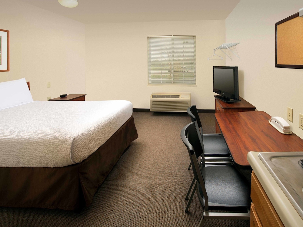 WoodSpring Suites Columbus near Fort Benning - photo 5