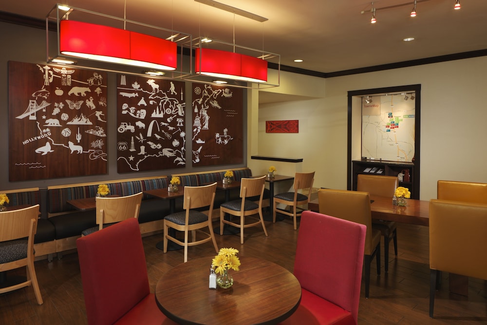 TownePlace Suites by Marriott Houston North Shenandoah - photo 19