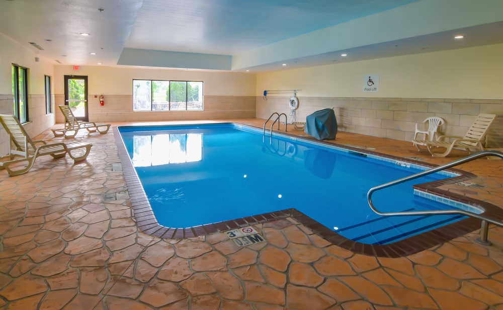Holiday Inn Express & Suites Indianapolis Northwest by IHG - photo 28