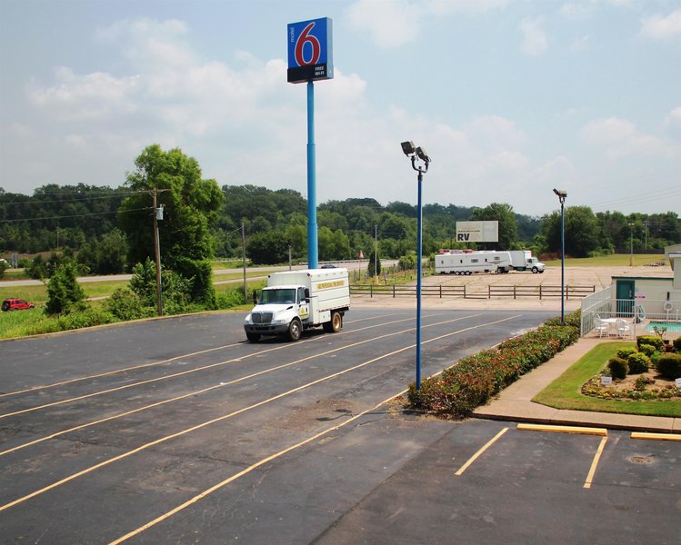 Motel 6 Van Buren - photo 3