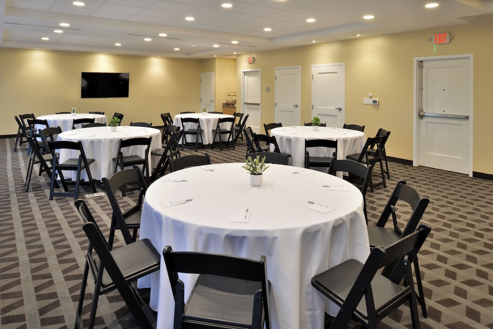 TownePlace Suites by Marriott Raleigh Durham Airport Morrisville - photo 37