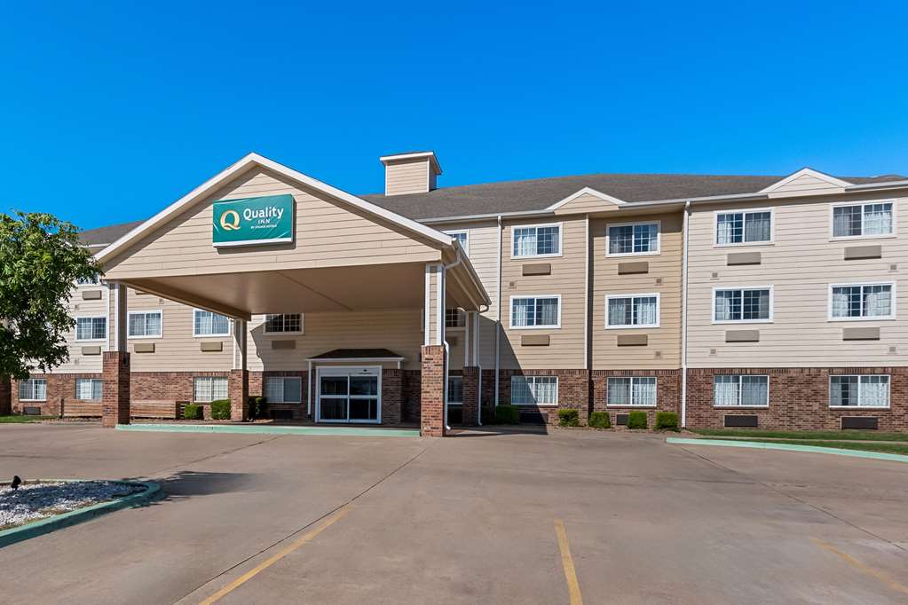SureStay by Best Western Blackwell - featured photo