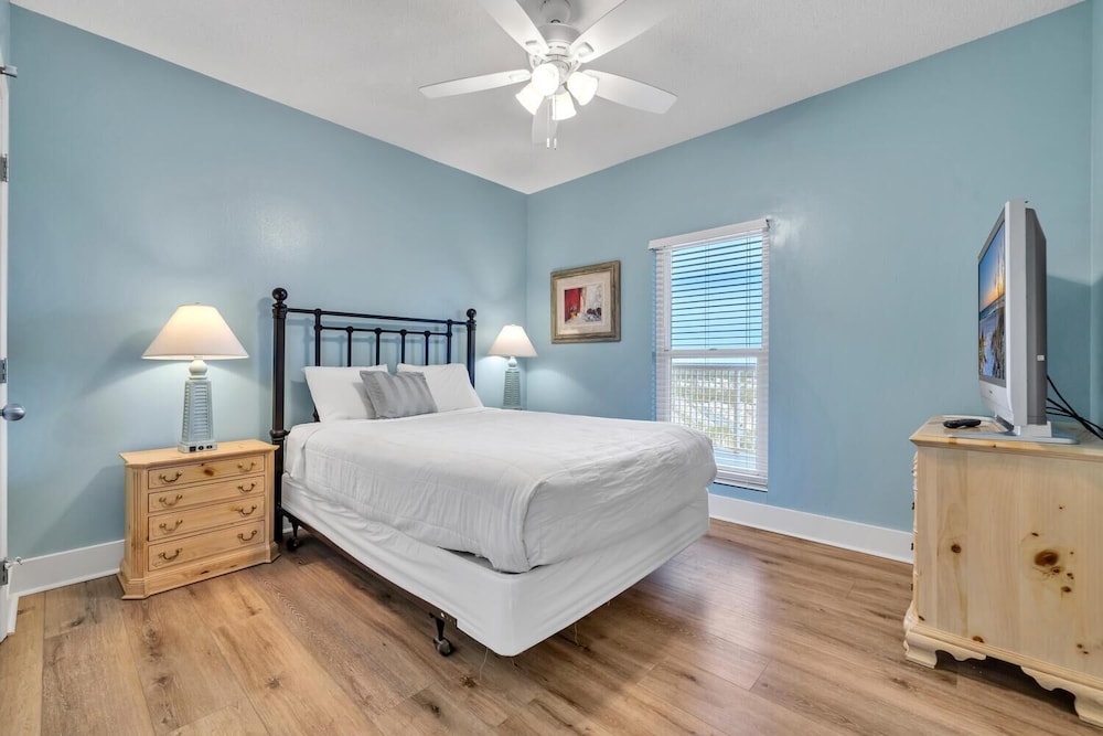 Majestic Beach Towers 1 1710 - featured photo
