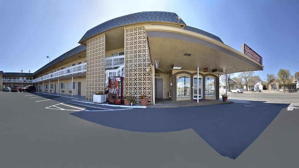 Econo Lodge Fallon Naval Air Station Area - photo 40