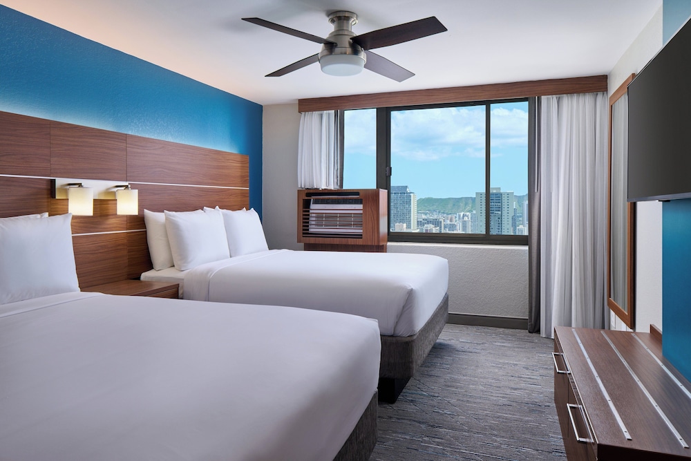 Holiday Inn Express Waikiki by IHG - photo 26