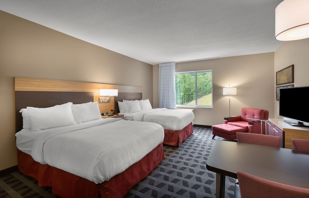 TownePlace Suites by Marriott Boone - photo 2