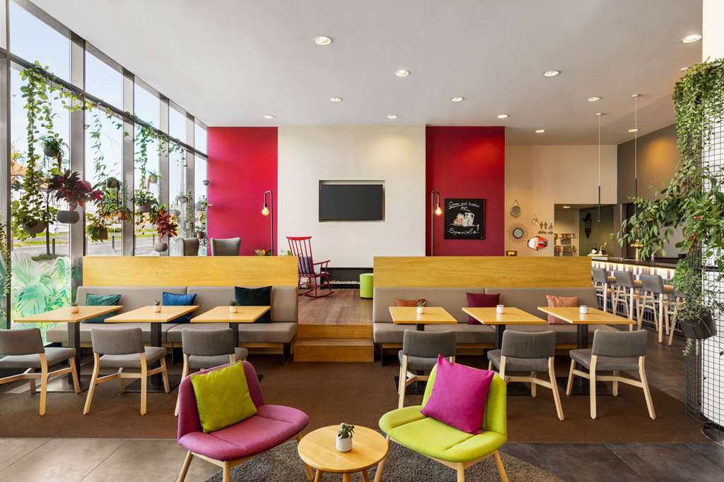 Vienna House Easy by Wyndham Pilsen — 4-Star Luxury Hotel in Pilsen, Czech Republic