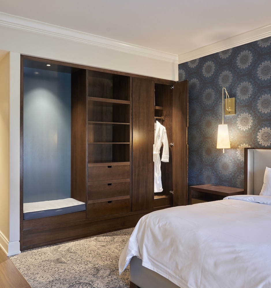 The Inn at Meadowbrook - photo 12