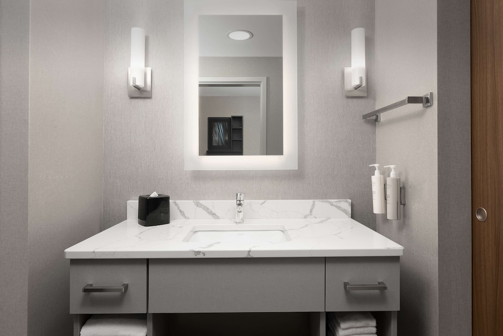Homewood Suites By Hilton York - photo 29