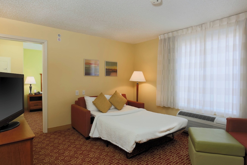 TownePlace Suites by Marriott Lubbock - photo 10