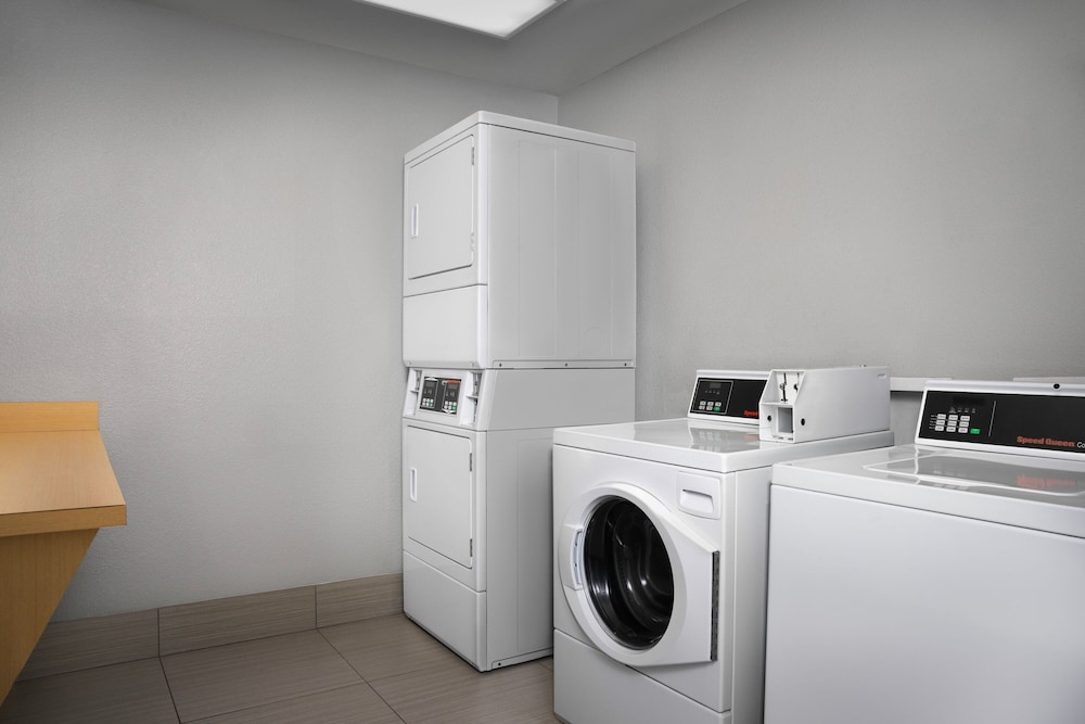 TownePlace Suites Dallas DeSoto - photo 26