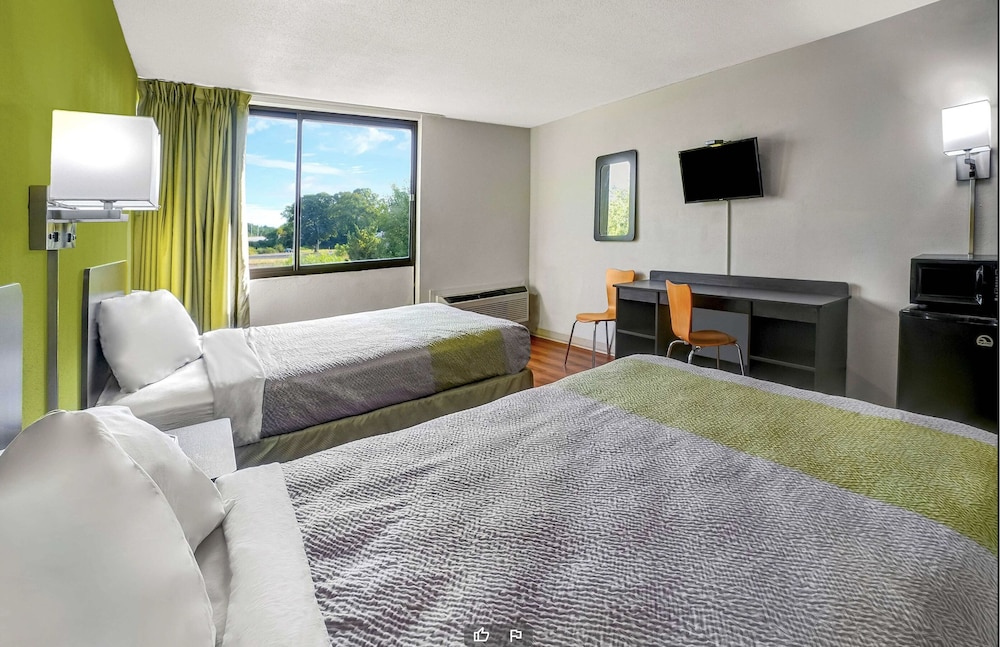 Travelodge by Wyndham Vernon CT - photo 5