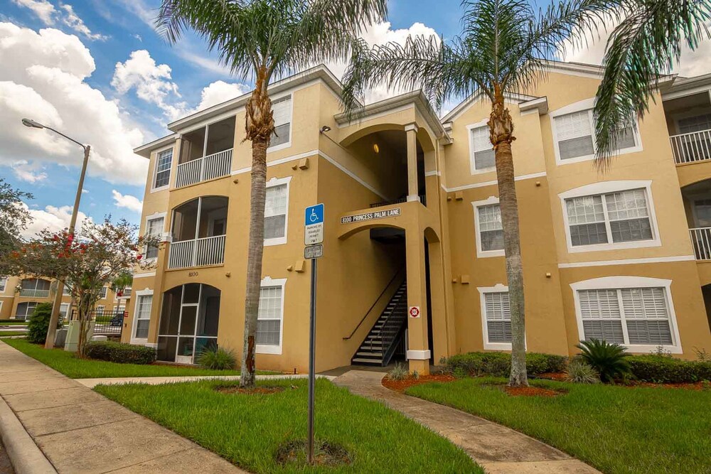 Windsor Palms 8100 101 - photo 24