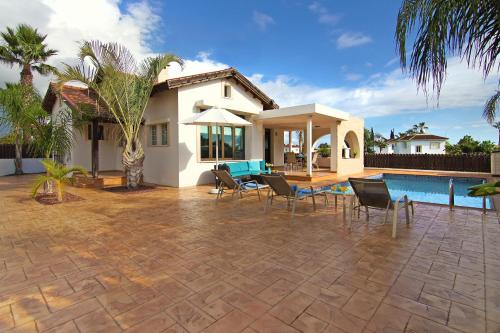 Villa Merry