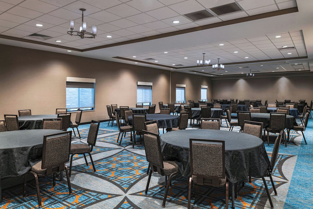 TownePlace Suites by Marriott Ames - photo 71