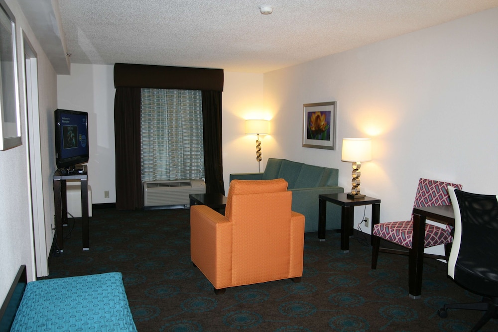 Hampton Inn Shreveport Airport - photo 52