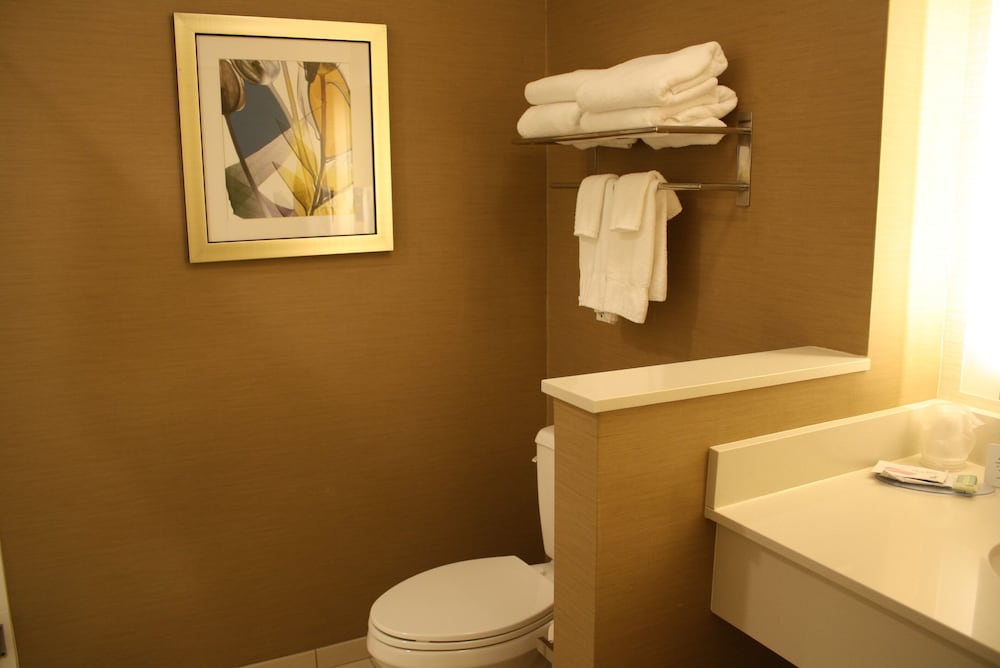 Fairfield Inn & Suites by Marriott Detroit Lakes - photo 35