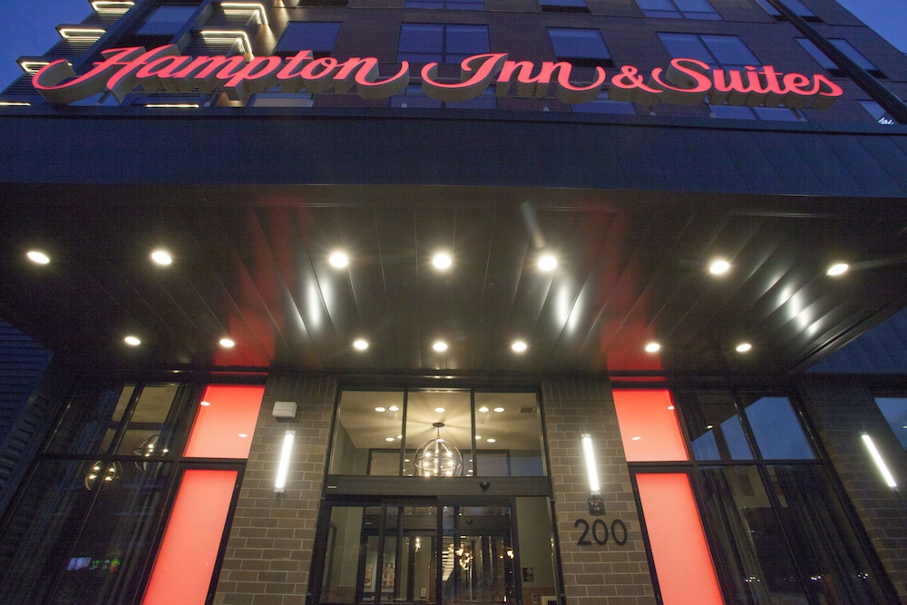 Hampton Inn & Suites Downtown St. Paul - photo 80