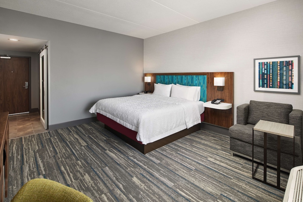 Hampton Inn & Suites Franklin Indianapolis - photo 16
