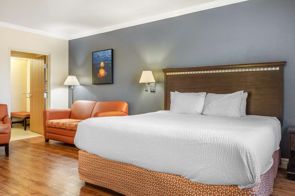 Best Western Anthony West El Paso - photo 26