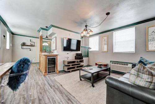 Indie Escape 1 blocks away from Plaza District in Oklahoma City, United States