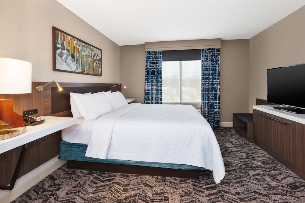Hilton Garden Inn Minneapolis Maple Grove - photo 10