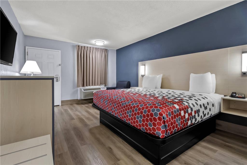 Econo Lodge Inn & Suites Cayce I 26 Airport - photo 8