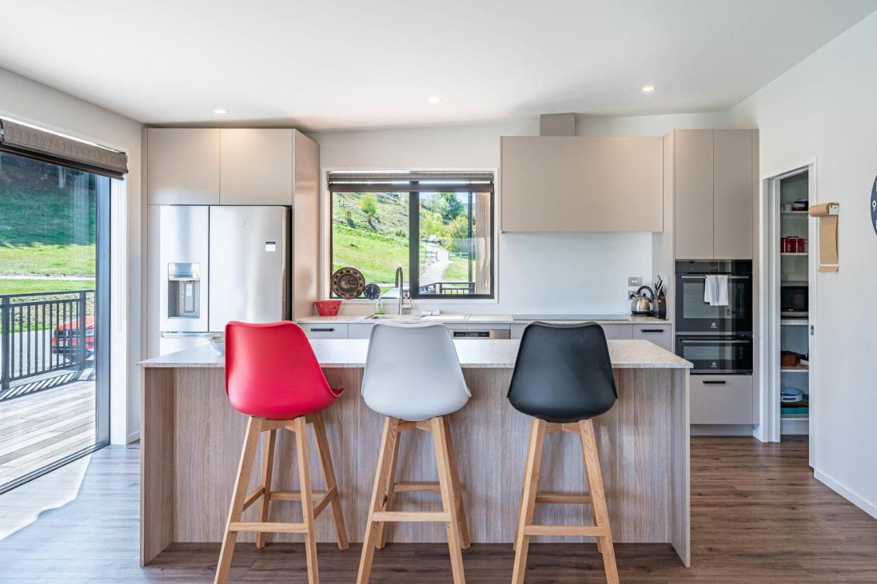 Elevated Mountain Views — Wanaka — photo 4