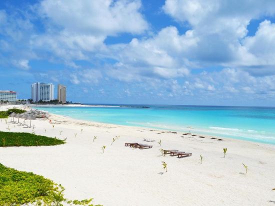 Ocean Front Sea View - carbon neutral hotel in Cancun