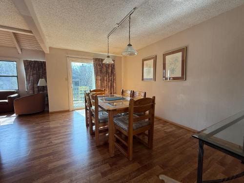 Eagle Village Resort - photo 7