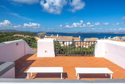 Porto Cervo Cala Del Faro Villetta Con Giardino E Rooftop — Porto Cervo