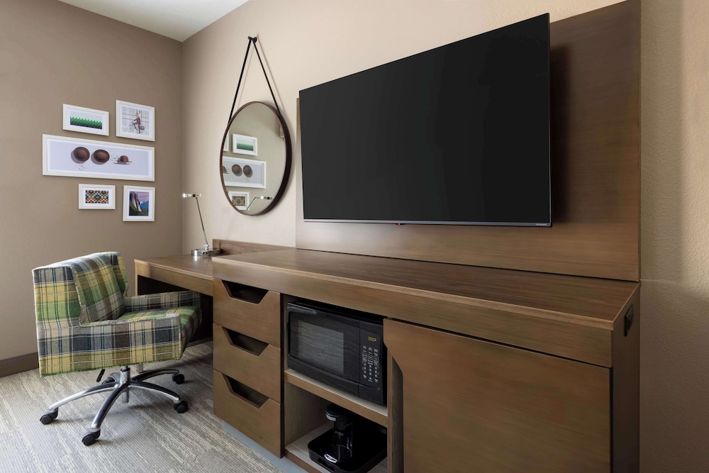 Hampton Inn Oakhurst Yosemite - photo 8