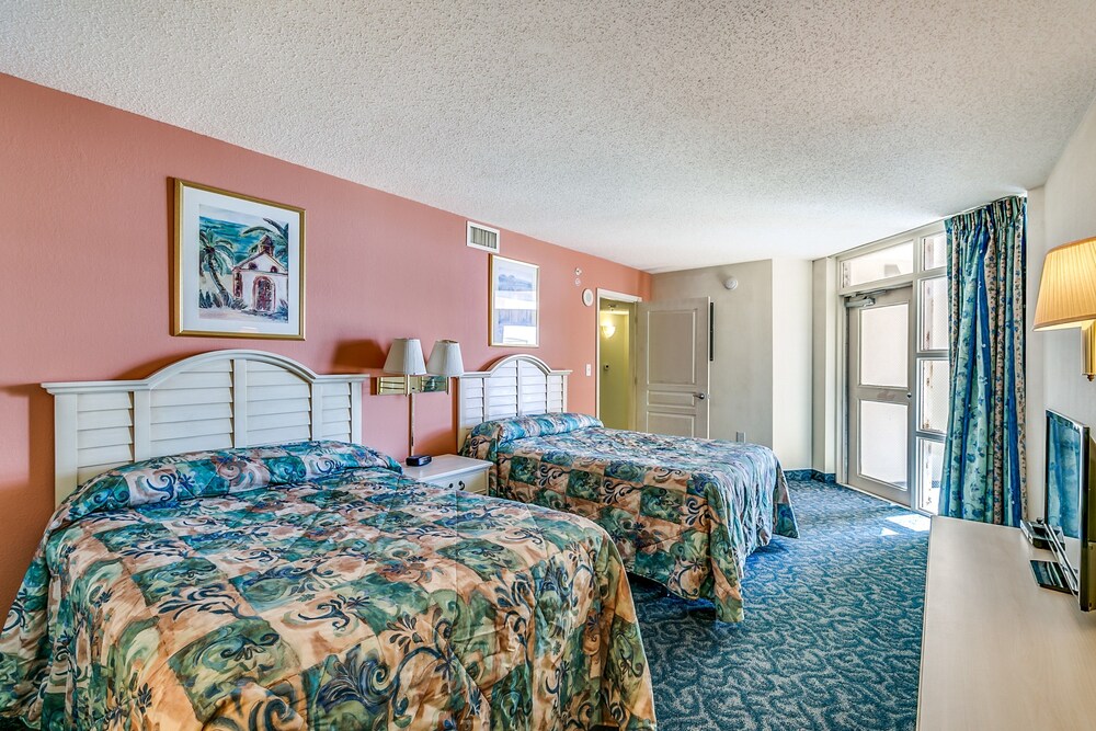 Watch Resort by Condo World - photo 9