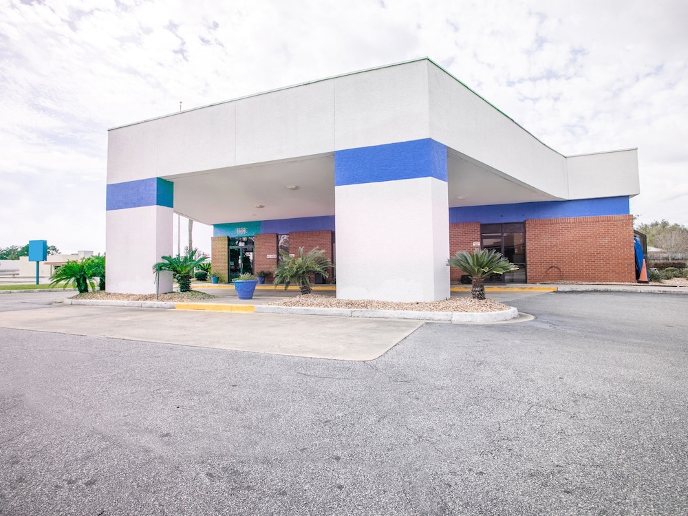 OYO Hotel Lake Park Valdosta I 75 - photo 29